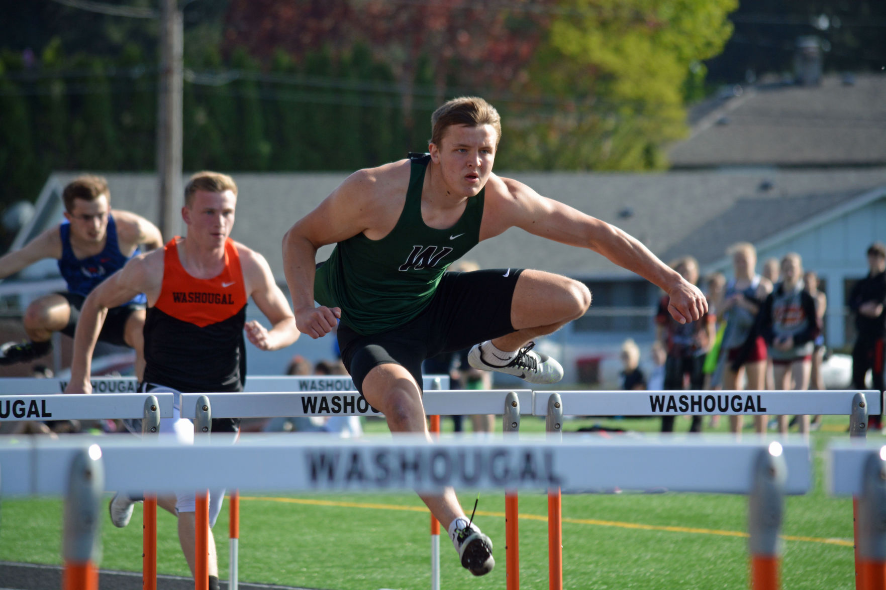 190501.Sports.track.4.JPG